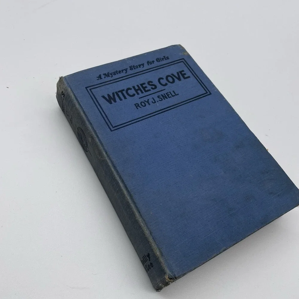 ROY J. SNELL MYSTERY STORIES FOR GIRLS WITCHES COVE -VINTAGE